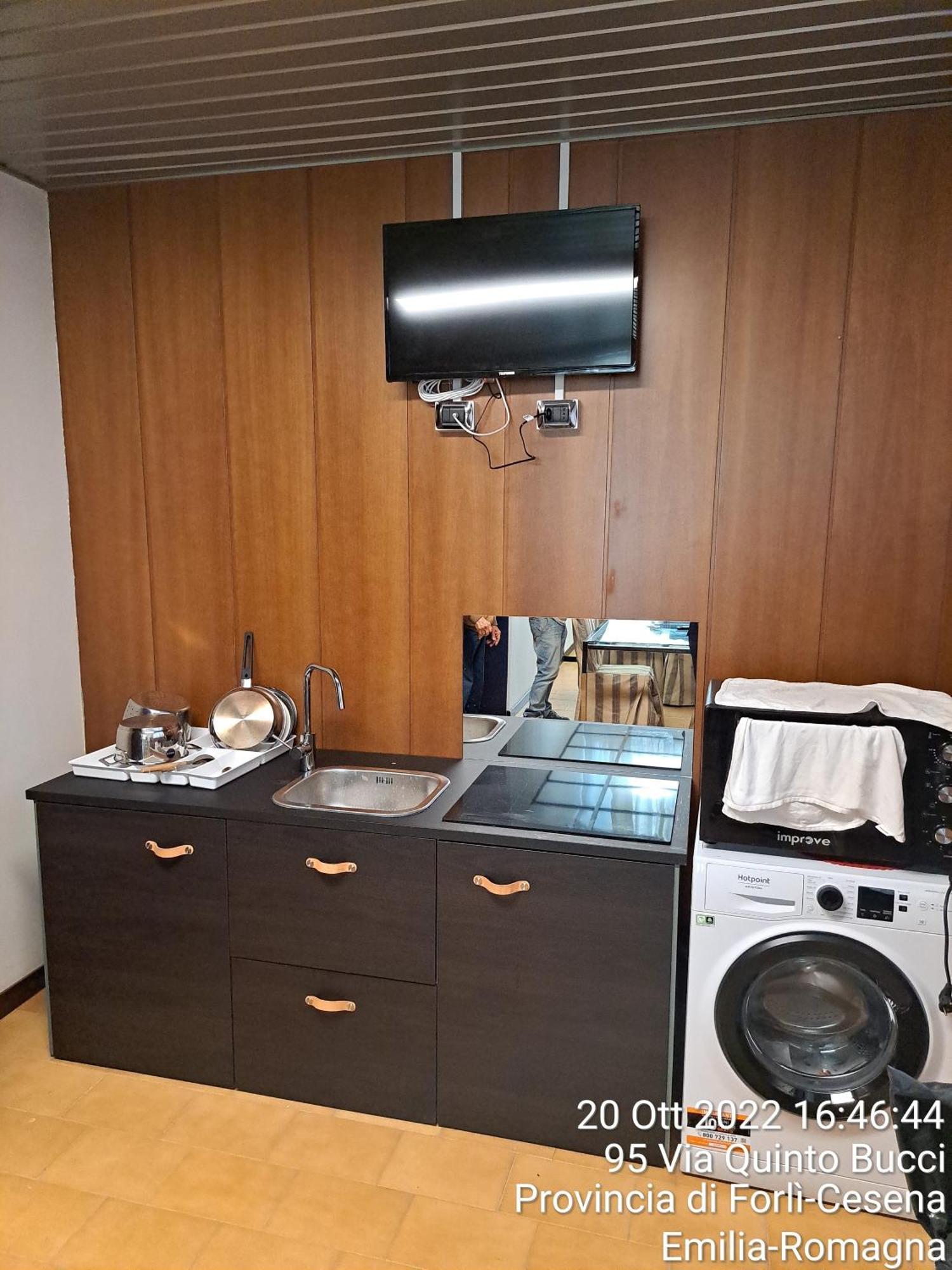 Rta Albergo Malatesta 체세나 외부 사진
